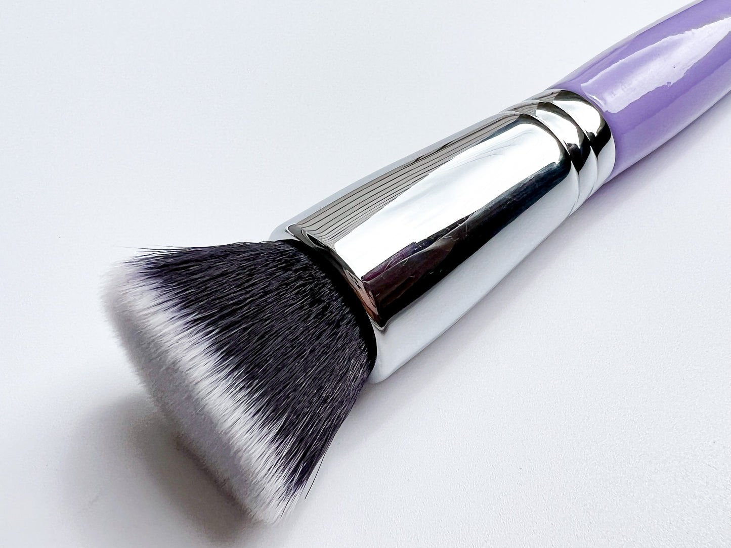 lush nk64 flat buffer brush