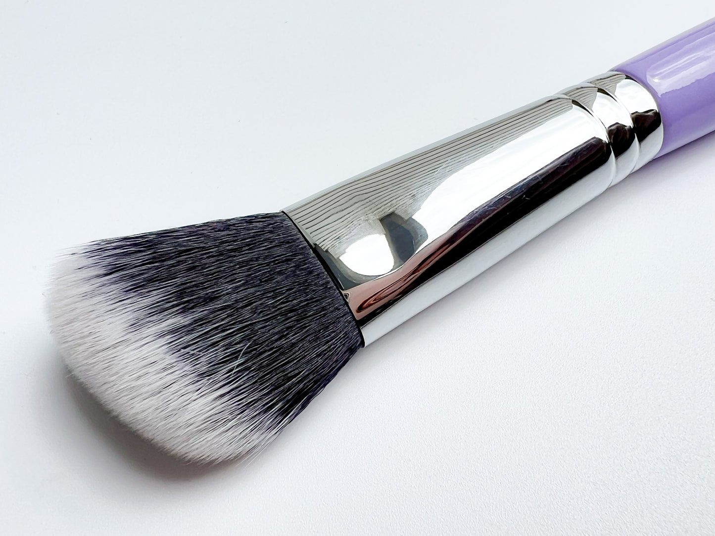 lush nk66 angled blending brush