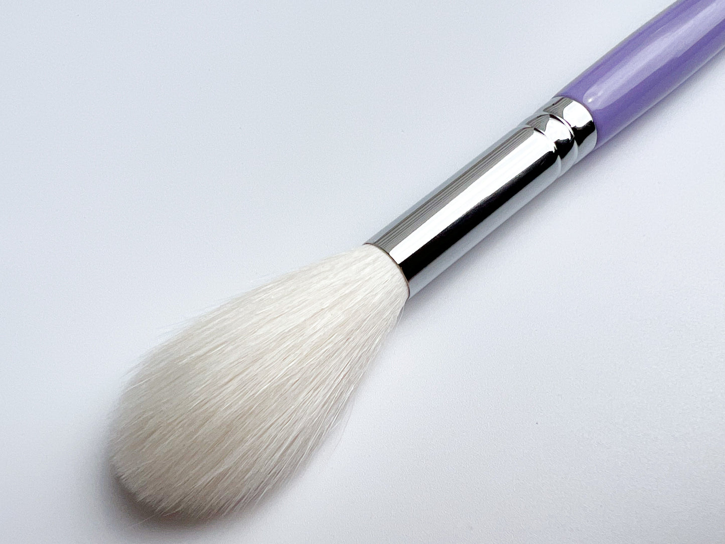 lush nk67 highlighting brush