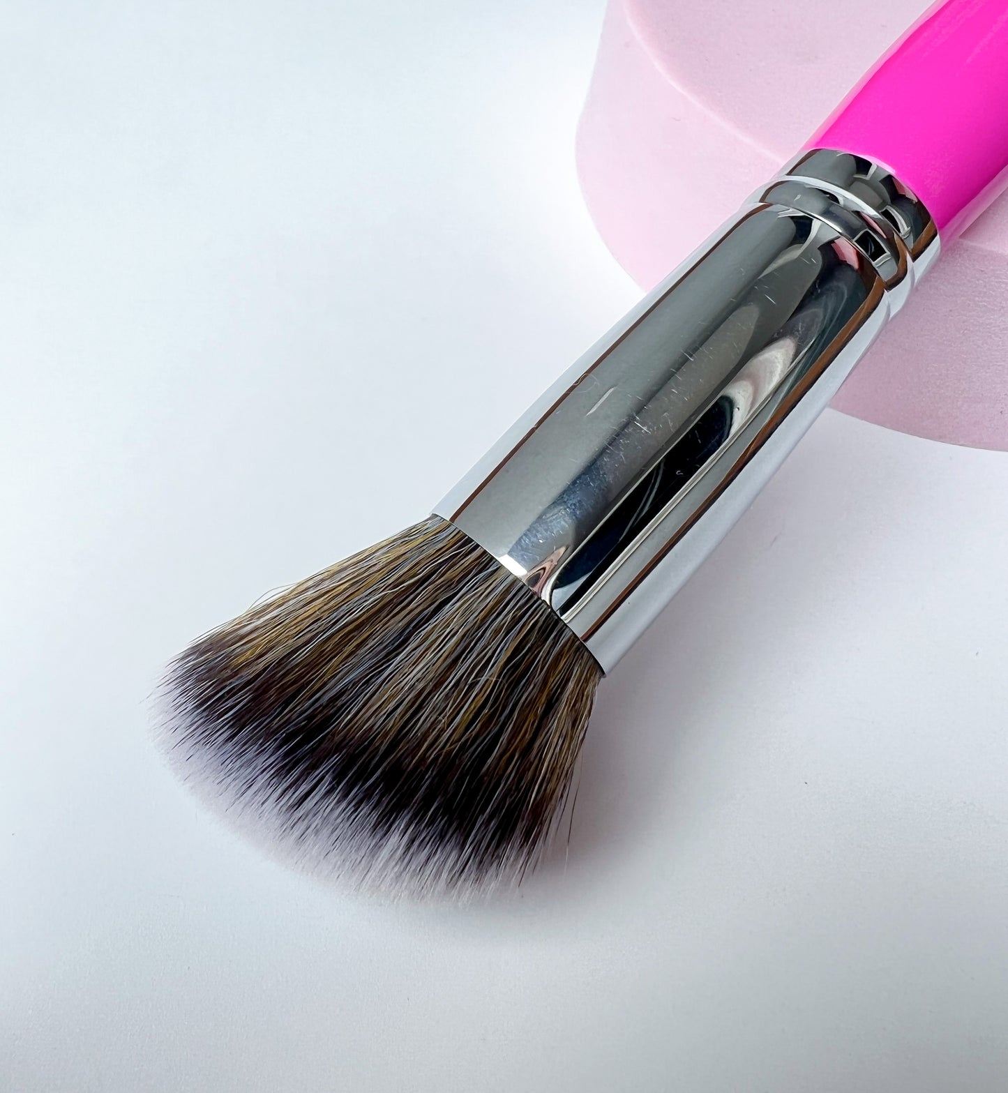 luxe nk43 angled blending brush